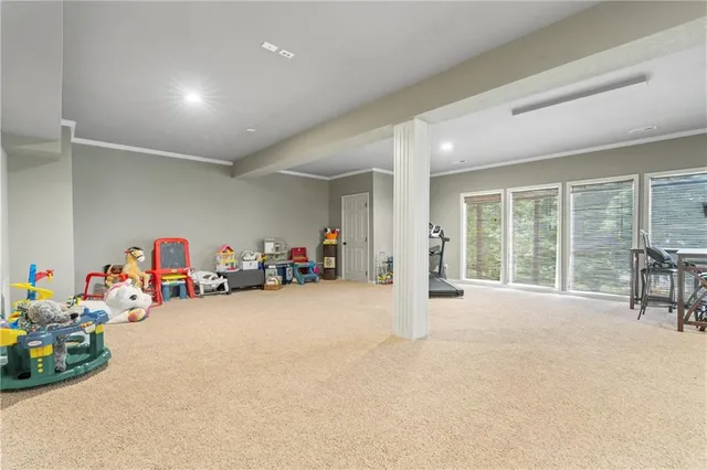 $585,000 | 10013 Northwest Crooked Road, Parkville, MO 64152