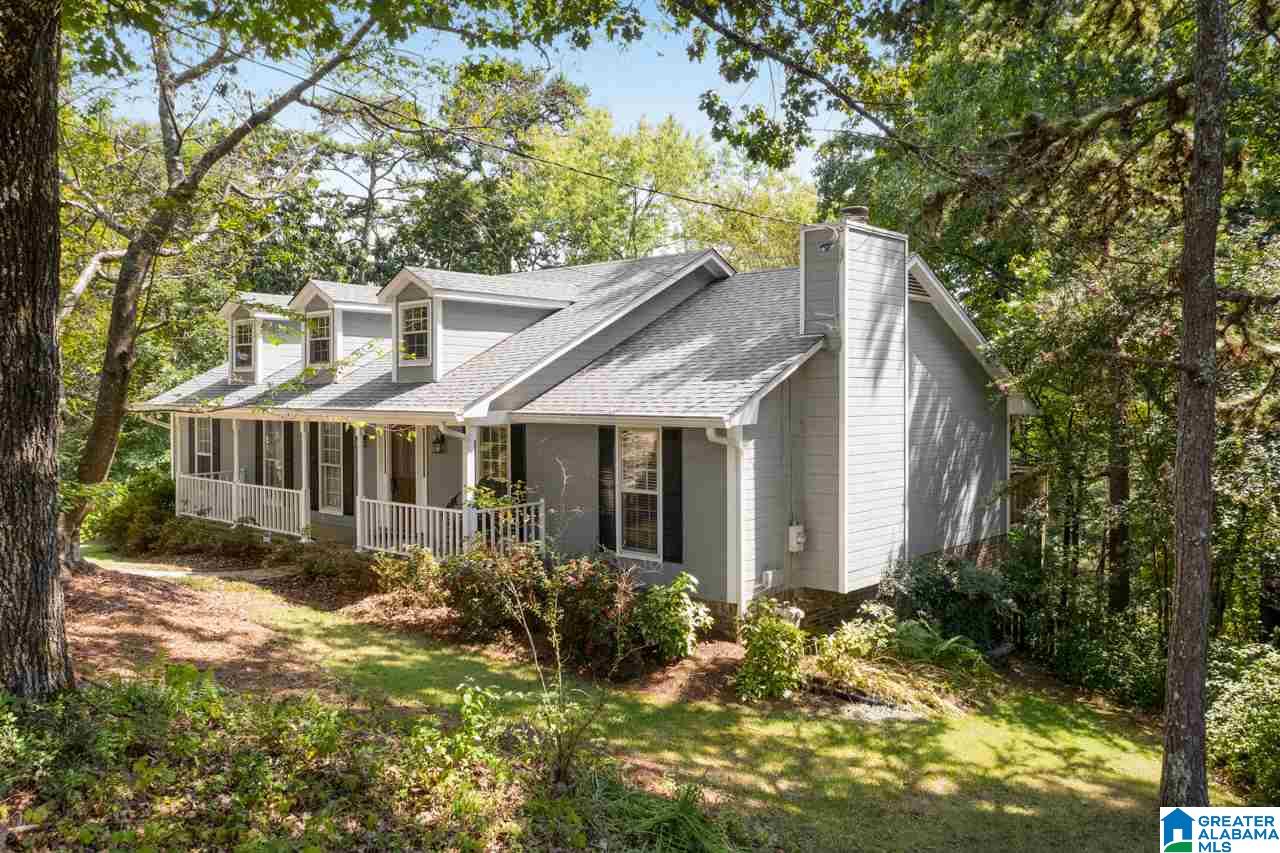 156 Twin Lakes Road Trussville, AL 35173 - Photo 4 of 42