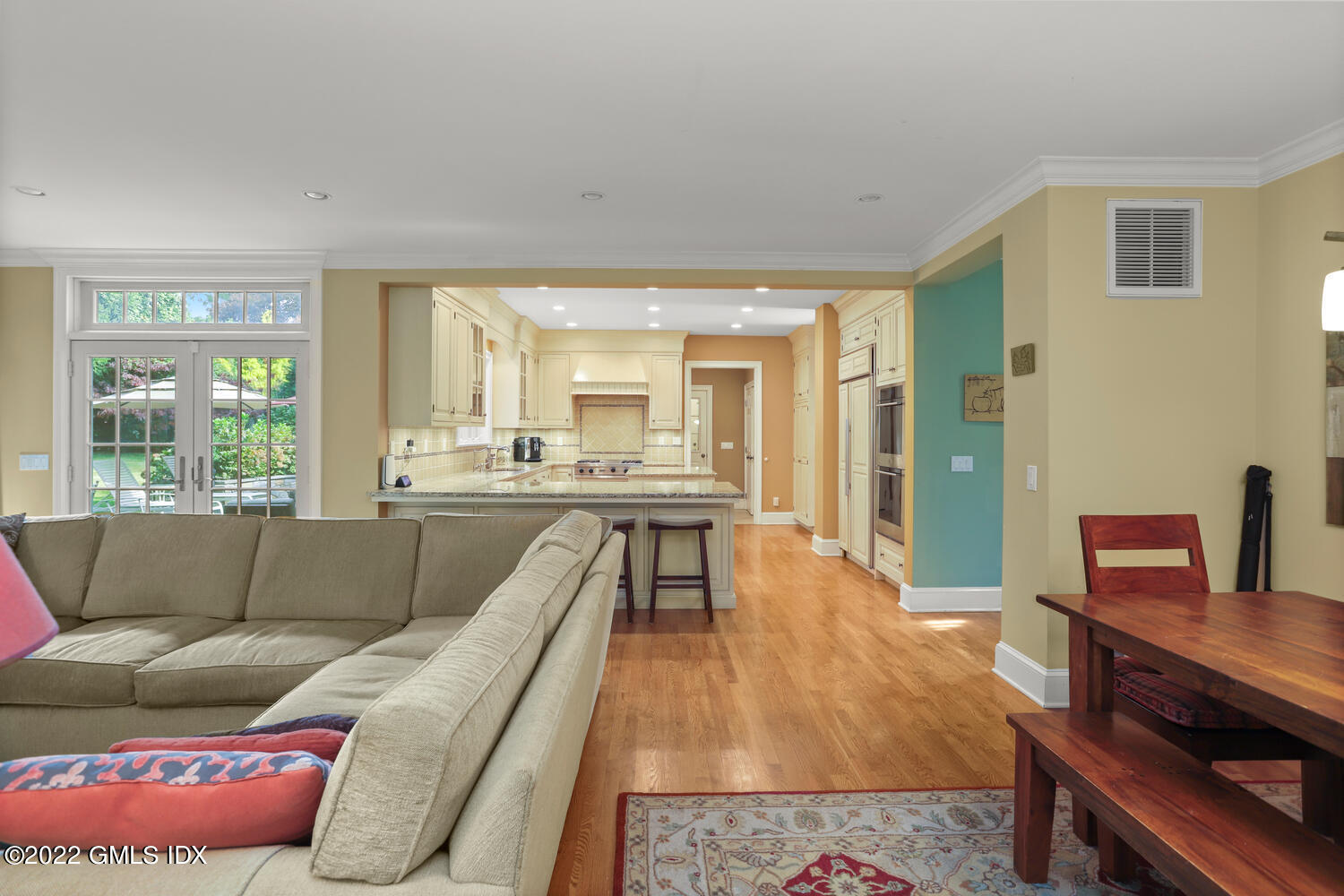 9 Robin Place Old Greenwich, CT 06870 - Photo 8 of 51 a living room with furniture and a large window