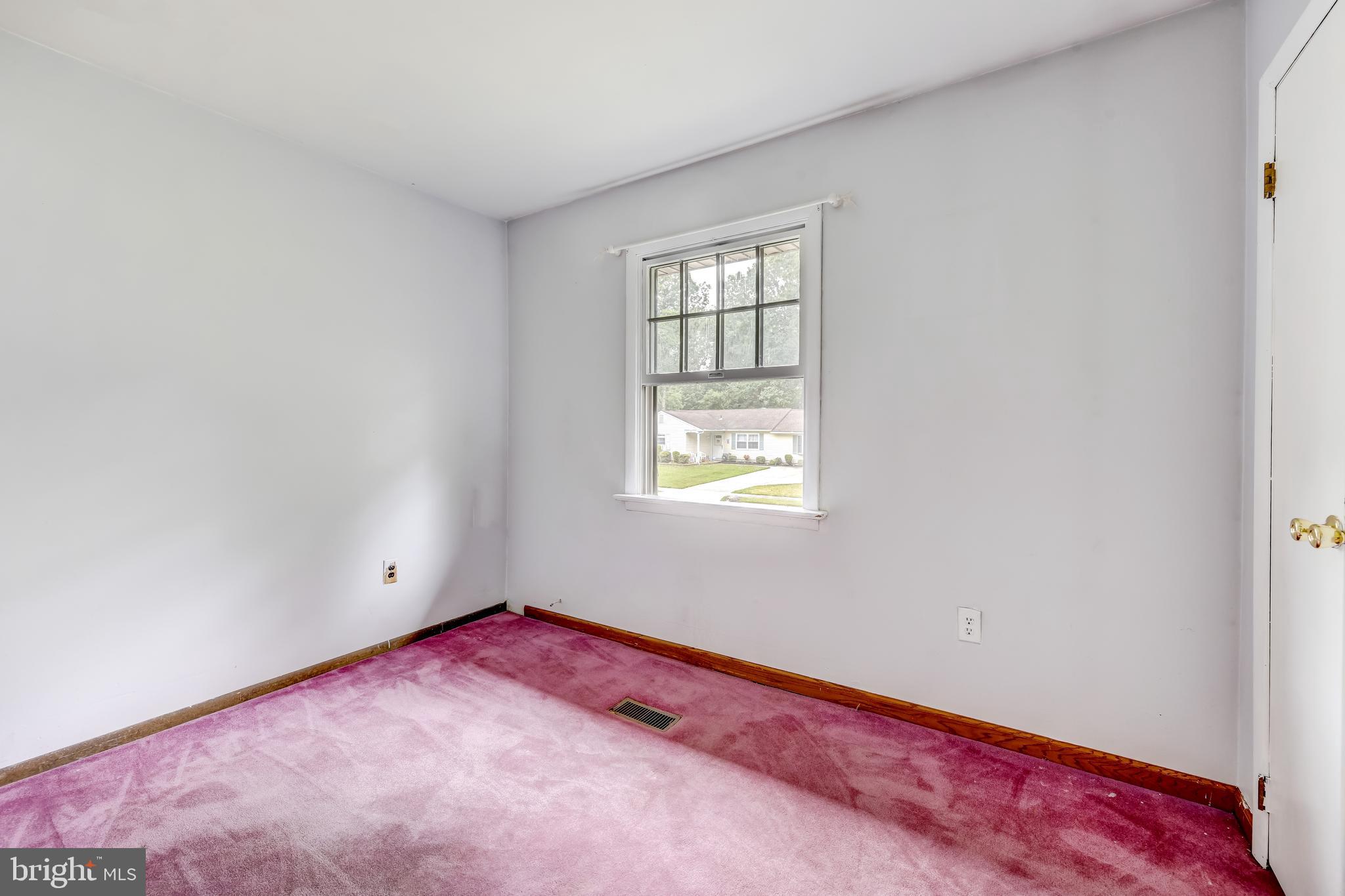 8 Centennial Road Sicklerville, NJ 08081 - Photo 14 of 35