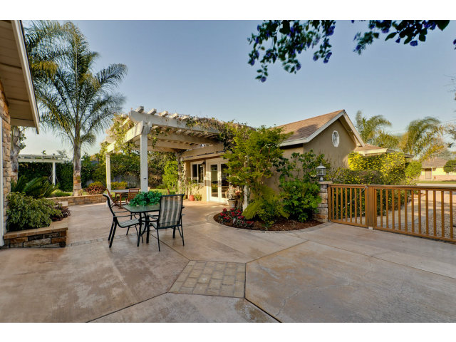 10573 Randy Lane Cupertino, CA 95014 - Photo 17 of 25 Gallery Image 17