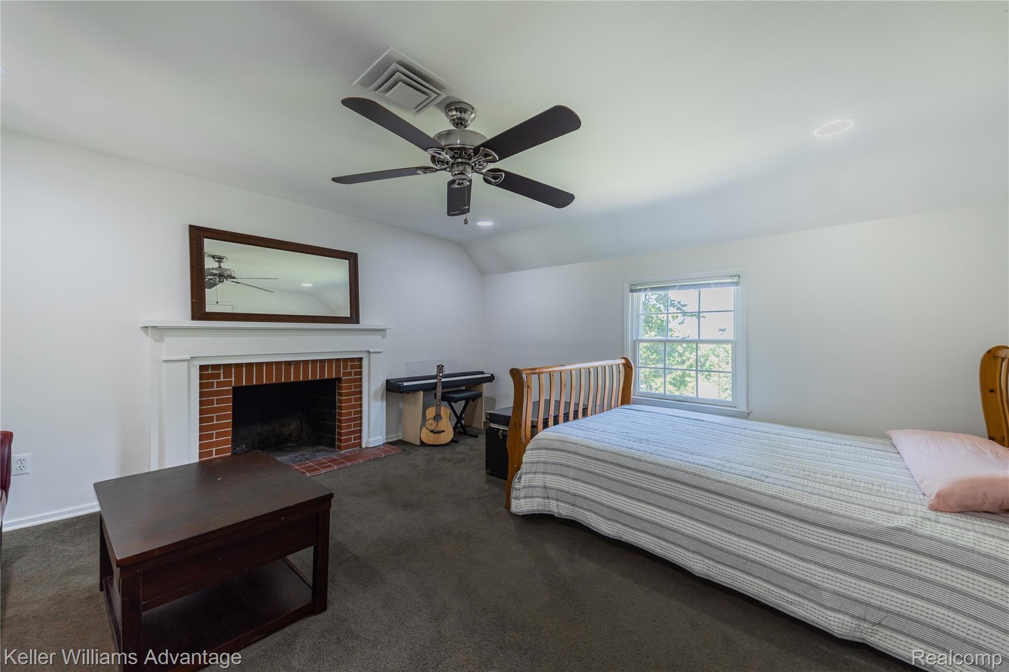 26850 Halsted Road Farmington, MI 48331 - Photo 59 of 75 DEAN _ Farmington Hills-58.jpg
