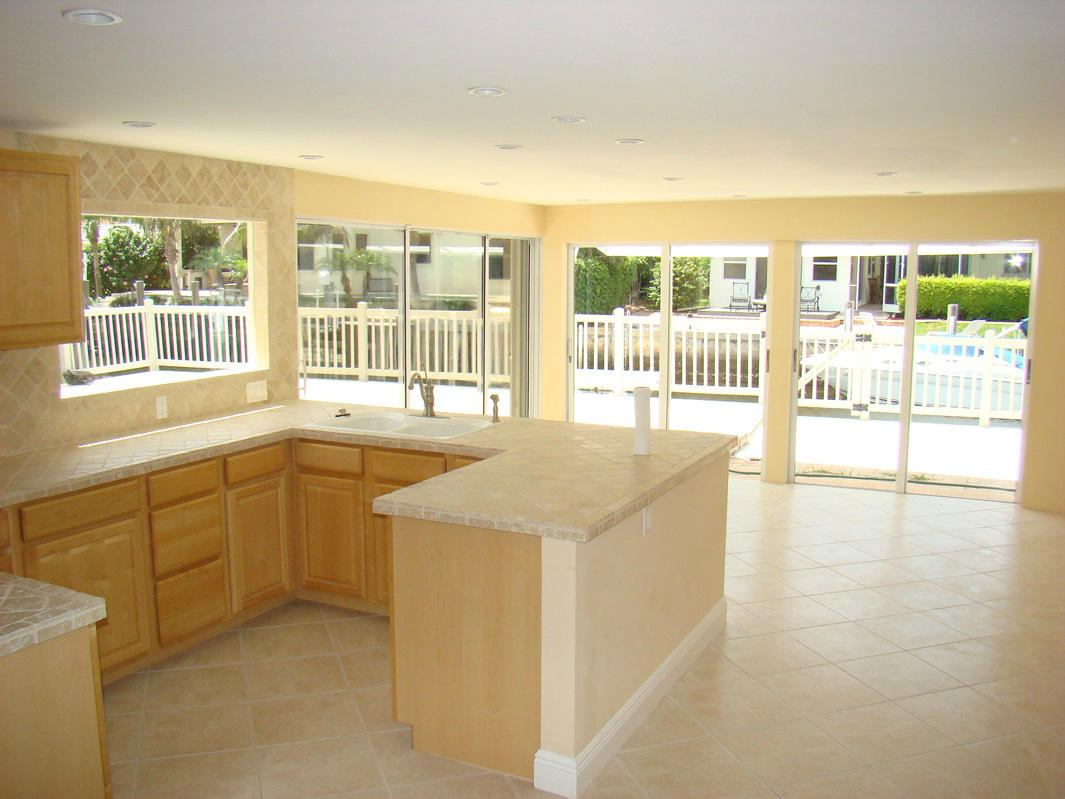 800 Northeast 72nd Street Boca Raton, FL 33487 - Photo 4 of 6 Kitchen
