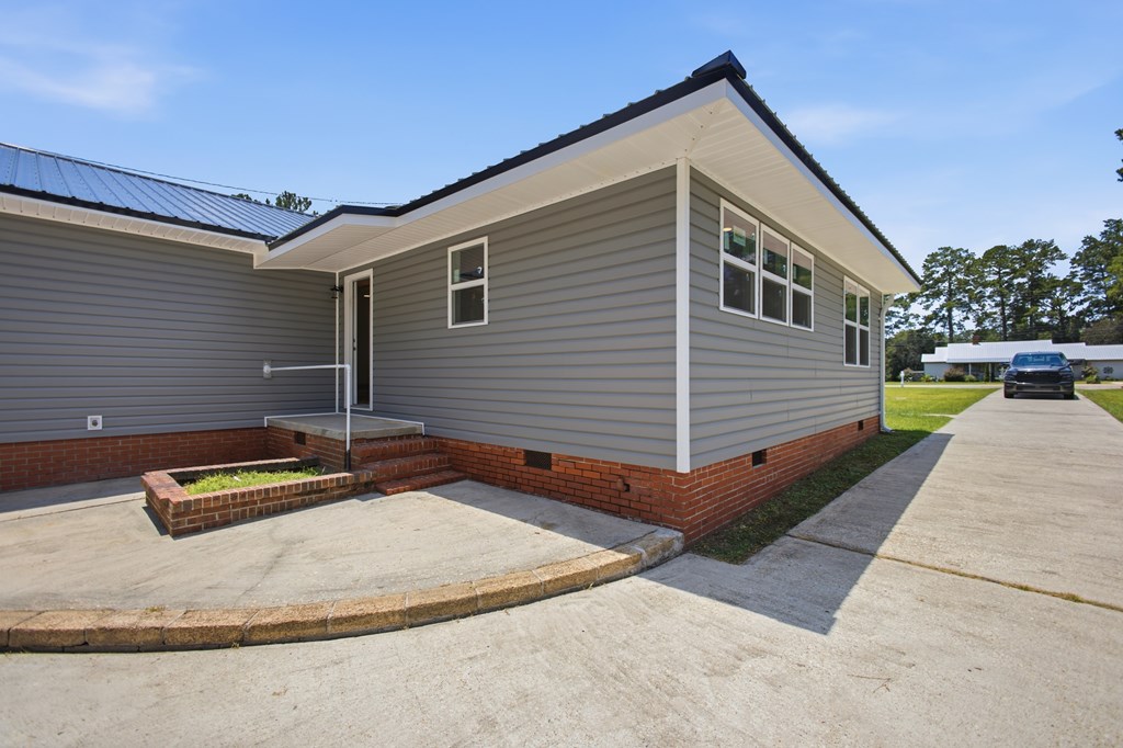 892 Claxton Avenue Elba, AL 36323 - Photo 43 of 53