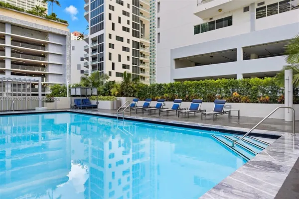 $3,000 | 185 Southeast 14th Terrace, Unit 603, Miami, FL 33131