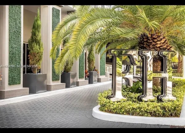 $3,000 | 185 Southeast 14th Terrace, Unit 603, Miami, FL 33131