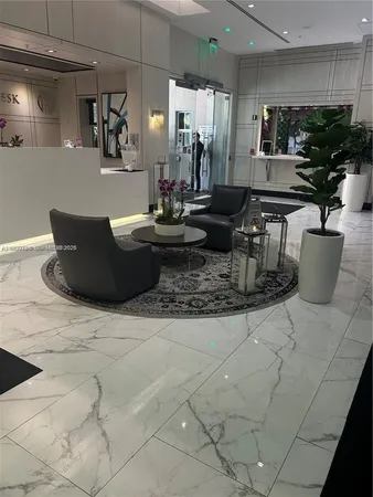$3,000 | 185 Southeast 14th Terrace, Unit 603, Miami, FL 33131