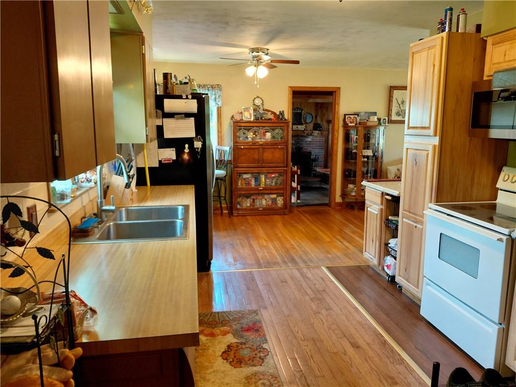 358 Hadley Road Greenville, PA 16125 - Photo 2 of 30