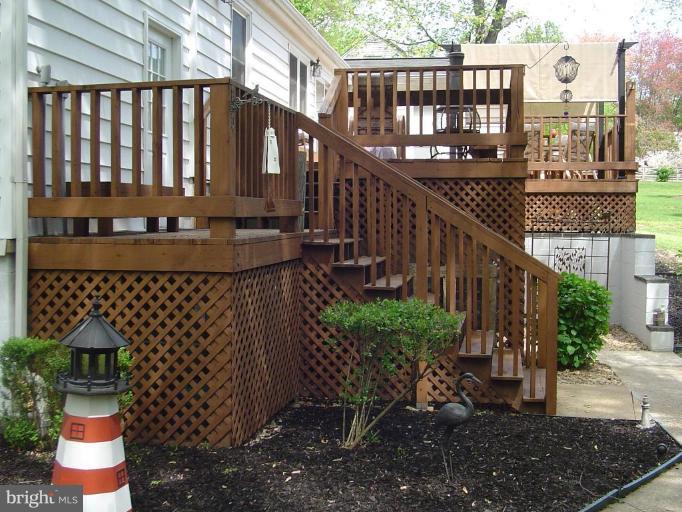 1327 Devils Reach Road Woodbridge, VA 22192 - Photo 20 of 30 Deck