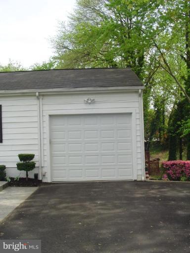 1327 Devils Reach Road Woodbridge, VA 22192 - Photo 27 of 30 Garage 1