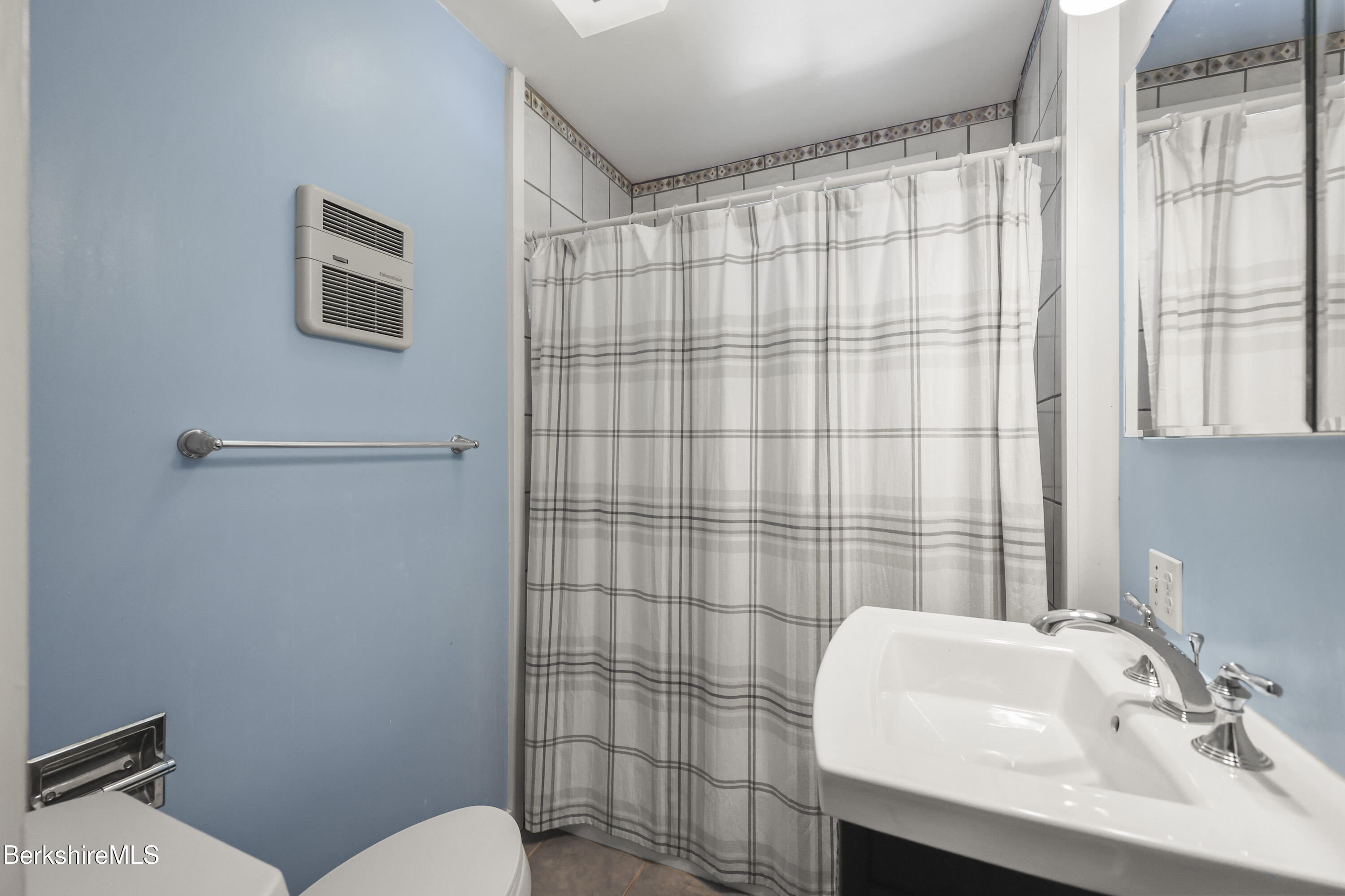 111 Northumberland Road Pittsfield, MA 01201 - Photo 41 of 51 200 Second Floor Bathroom Two