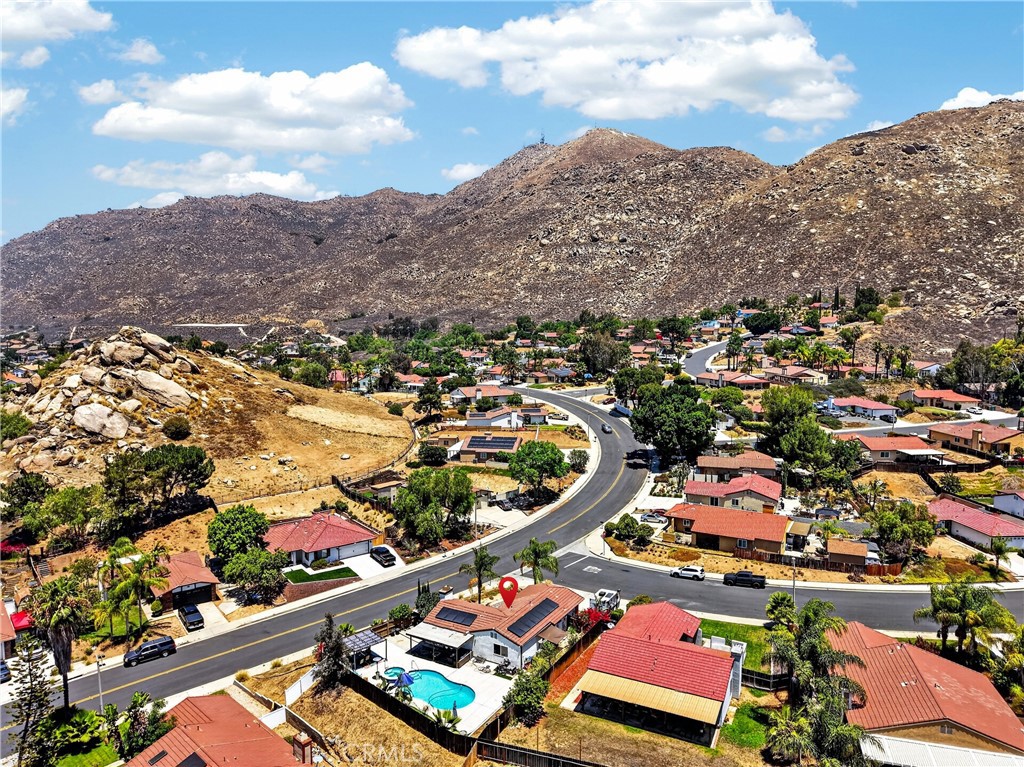 21791 Spring Crest Road Moreno Valley, CA 92557 - Photo 17 of 19