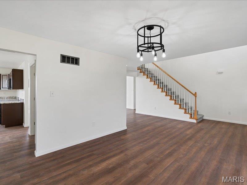 2609 Jessica Trail High Ridge, MO 63049 - Photo 8 of 53