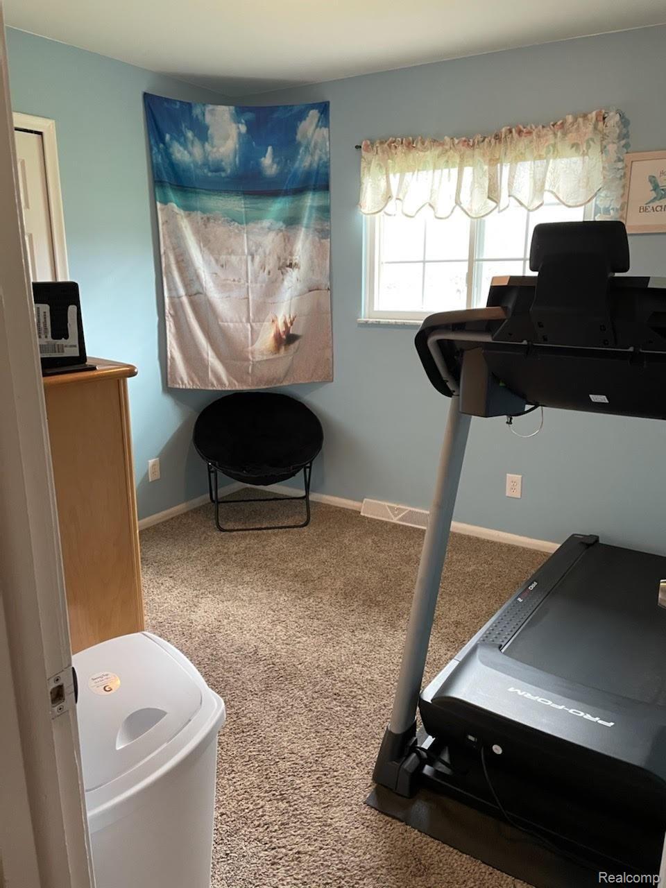 15564 Seymour Road Linden, MI 48451 - Photo 9 of 12 Bedroom.jpg