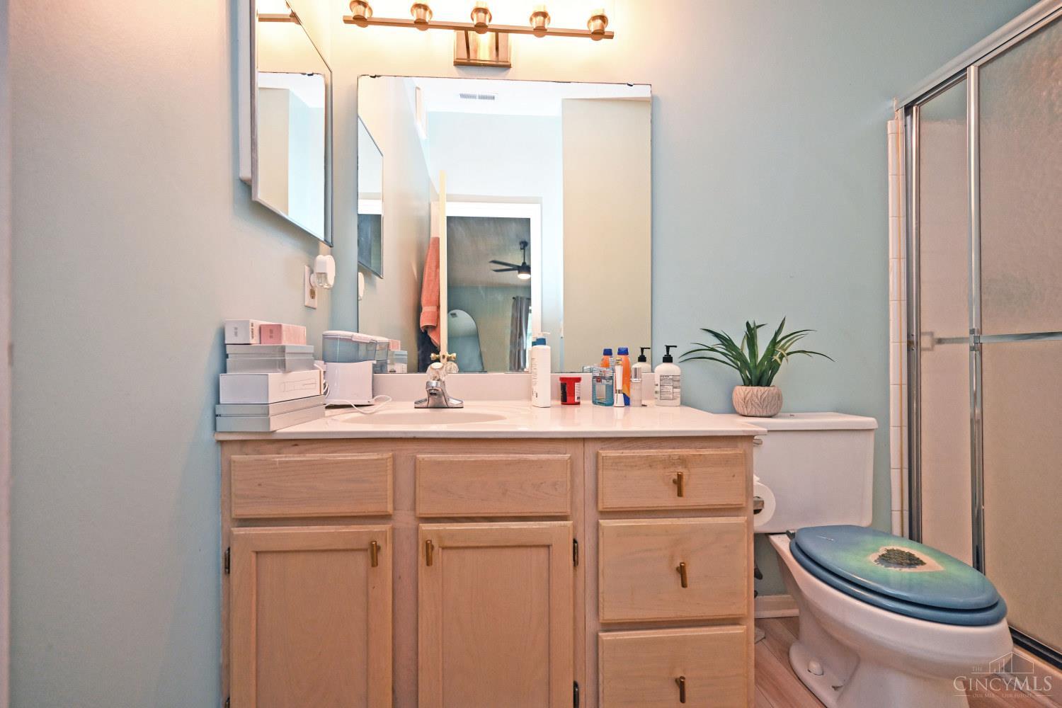 9325 Winton Road, Unit 6 Cincinnati, OH 45231 - Photo 9 of 13