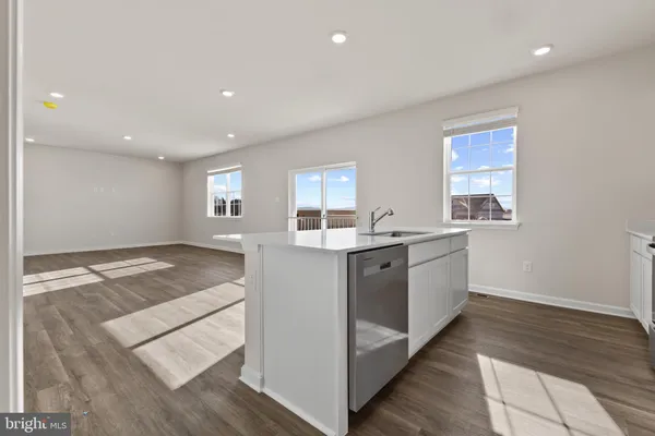 $458,490 | 462 Buckeye Drive, Charles Town, WV 25414