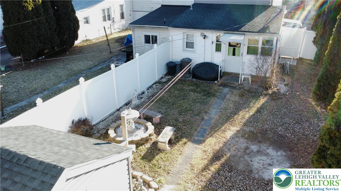 324 Walnut Street Catasauqua, PA 18032 - Photo 17 of 22