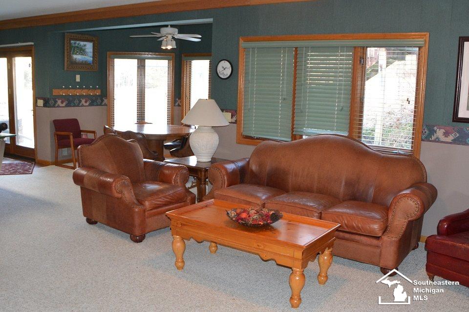 2806 Consear Road Lambertville, MI 48144 - Photo 16 of 36 31373329-15.JPG