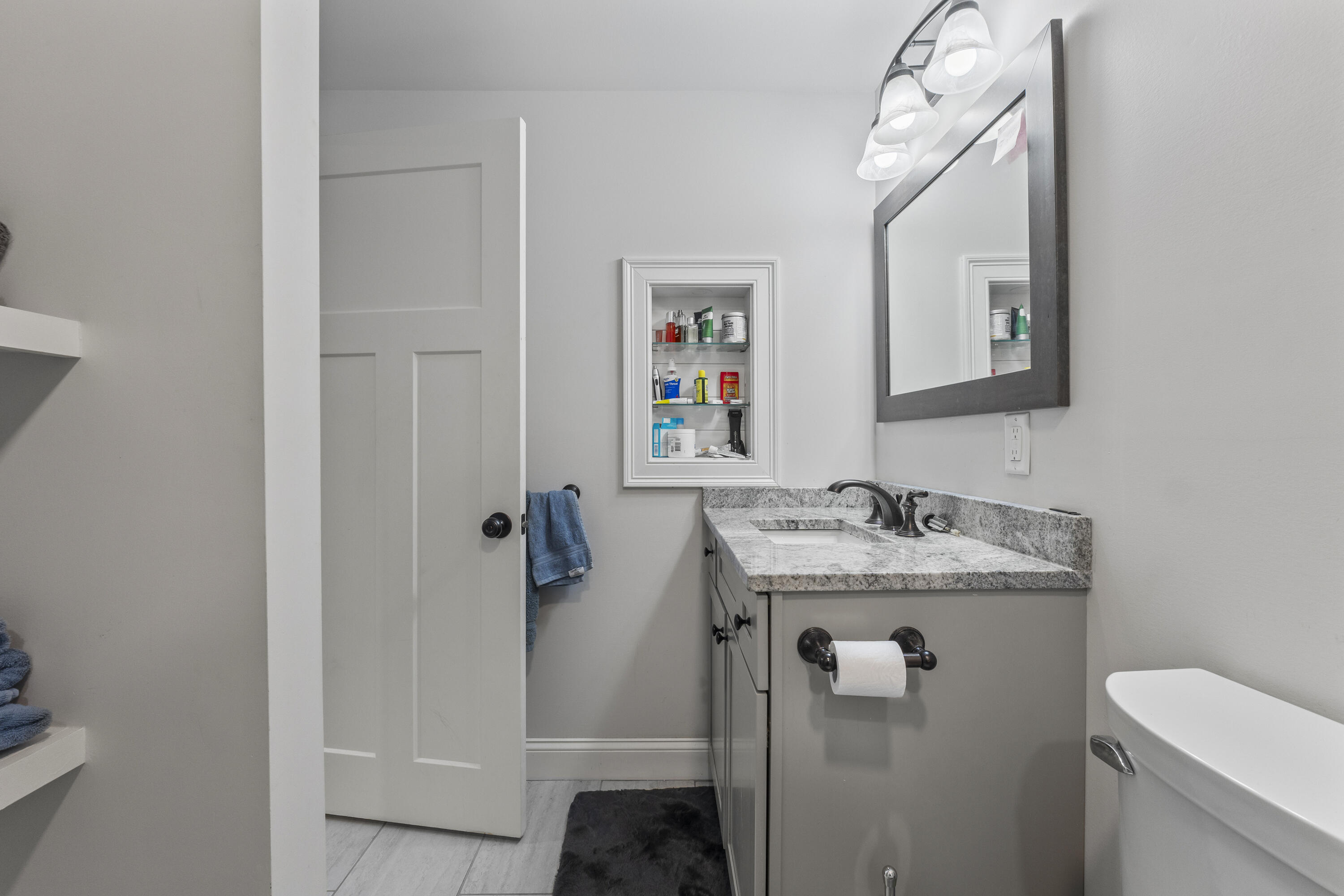 66 Evans Street, Unit 3 South Portland, ME 04106 - Photo 17 of 26 photos_high_resolution_66_Evans_St_3_133