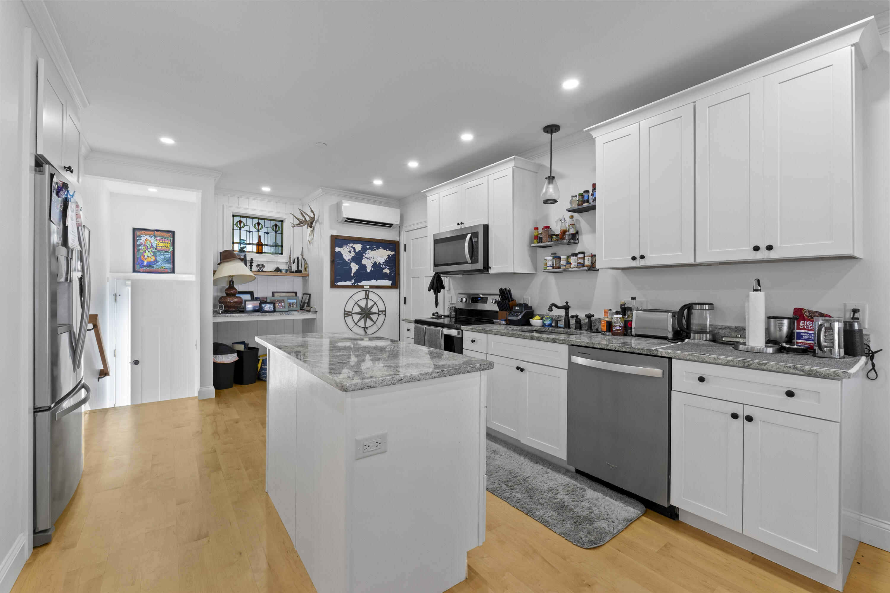 66 Evans Street, Unit 3 South Portland, ME 04106 - Photo 4 of 26 photos_high_resolution_66_Evans_St_3_113