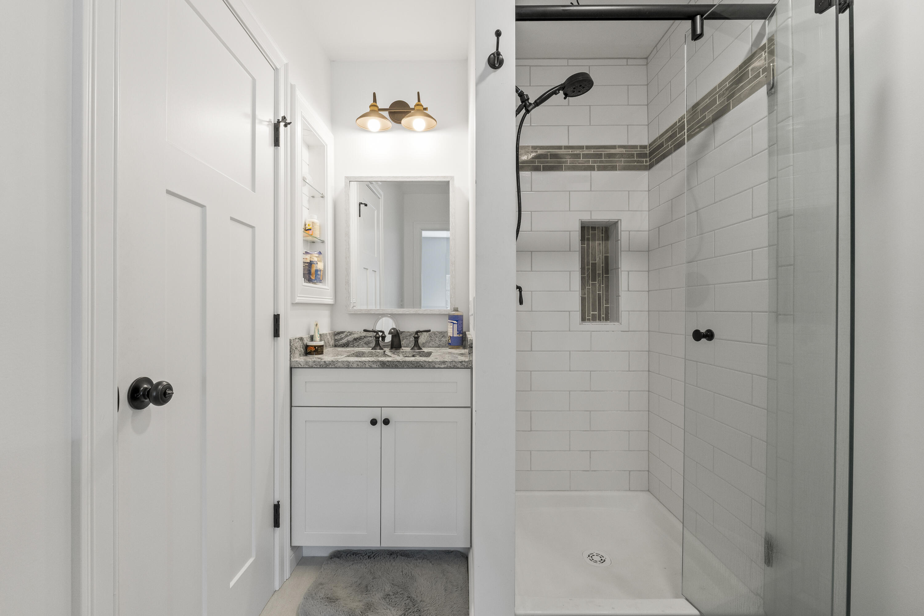 66 Evans Street, Unit 3 South Portland, ME 04106 - Photo 8 of 26 photos_high_resolution_66_Evans_St_3_119