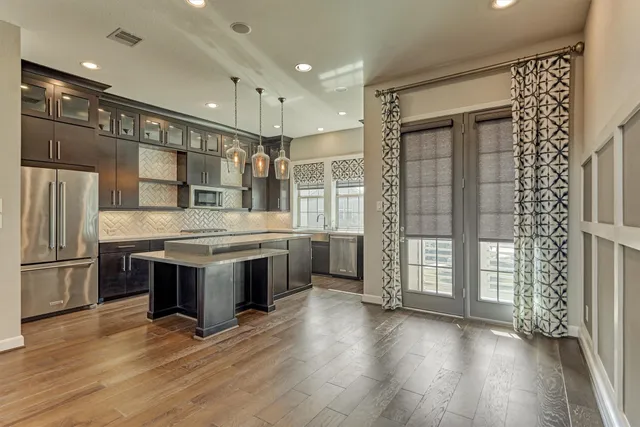 $415,000 | 9627 Towne Lake Parkway, Cypress, TX 77433