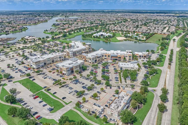 $415,000 | 9627 Towne Lake Parkway, Cypress, TX 77433