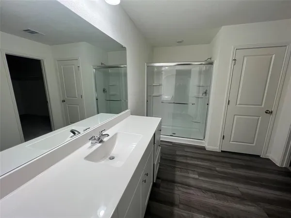 $2,350 | 309 Redfish Lane, Hutto, TX 78634
