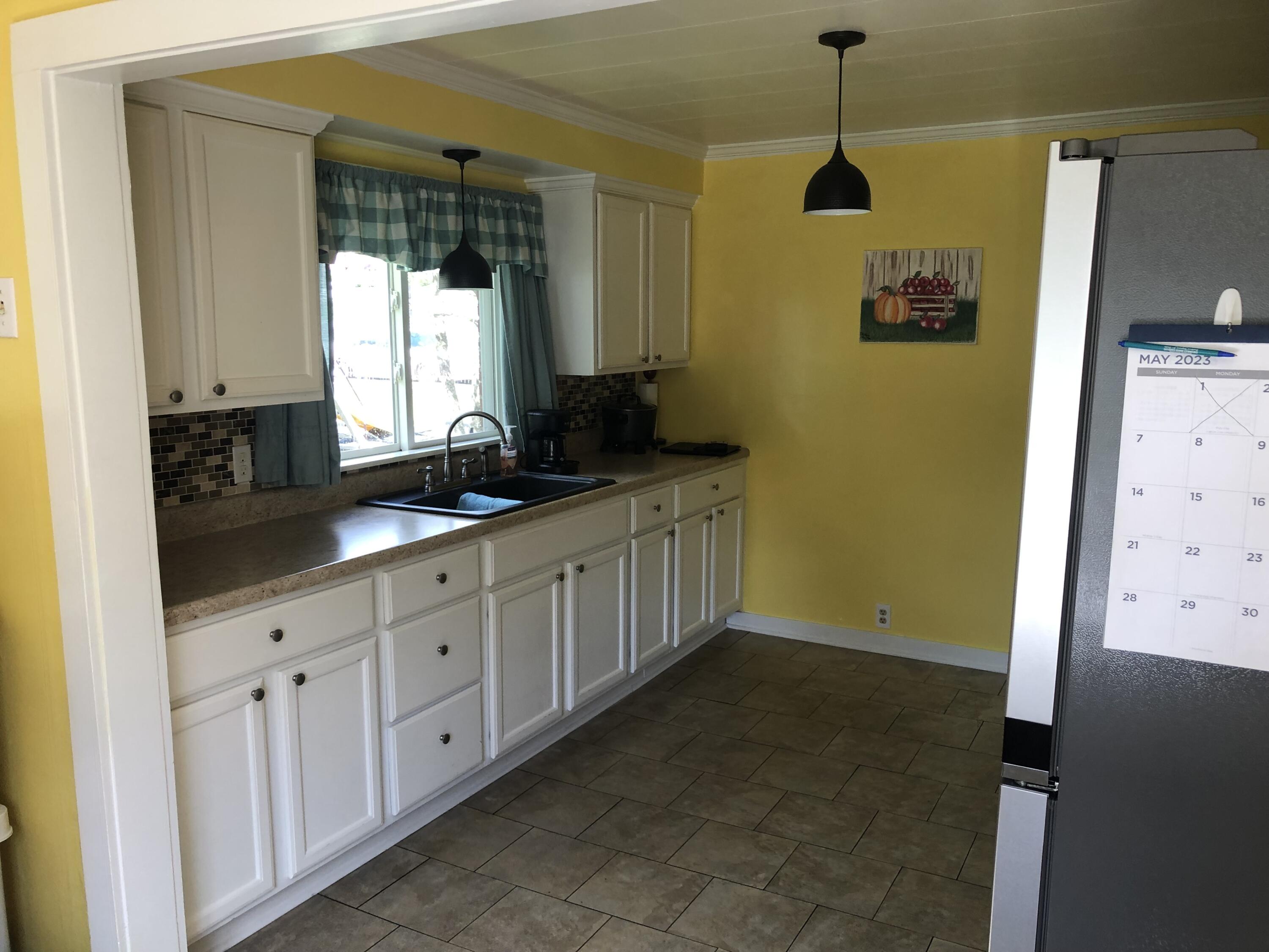 208 Spring Avenue Northeast Wise, VA 24293 - Photo 14 of 38 IMG_7265