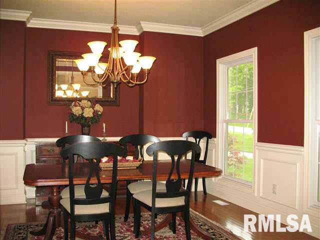 4517 Moencks Road Bettendorf, IA 52722 - Photo 3 of 9 Gallery Image 3