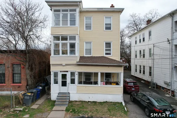 $450,000 | 16-18 Orange Street, Hartford, CT 06106