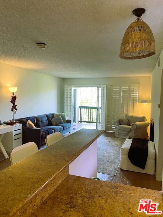 8314 Raintree Circle Culver City, CA 90230 - Photo 8 of 19