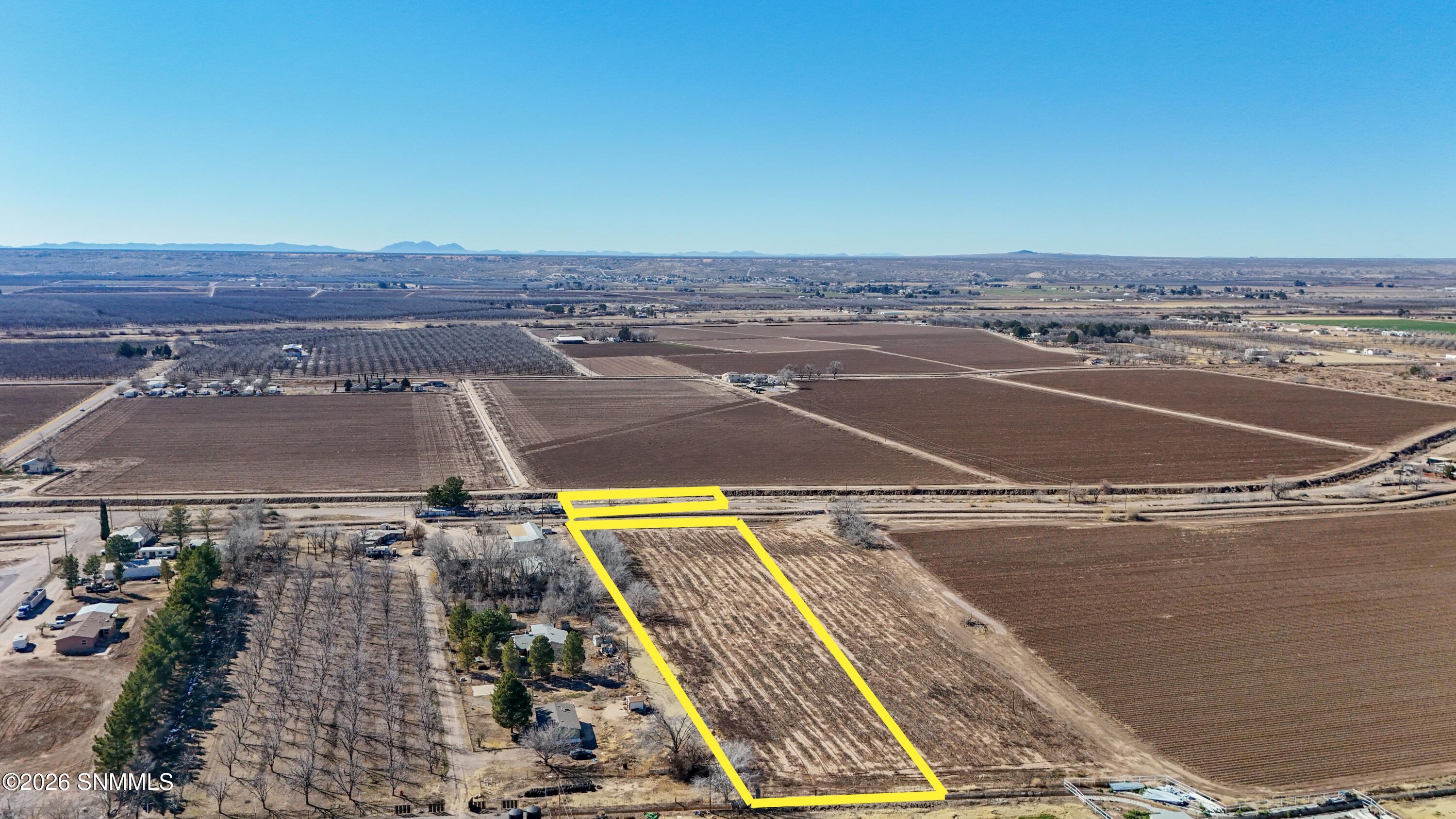 2950 Bosque Road Anthony, NM 88021 - Photo 15 of 21 Photo Jan 27 2026, 8 20 36 PM (3)