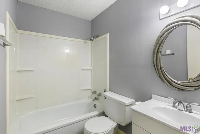 $209,000 | 1532 Outrigger Drive, Baton Rouge, LA 70816