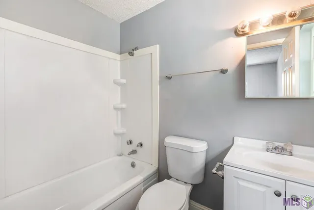 $209,000 | 1532 Outrigger Drive, Baton Rouge, LA 70816