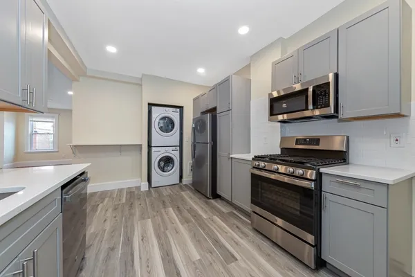 $3,700 | 44 Brackett Street, Unit 3, Boston, MA 02135