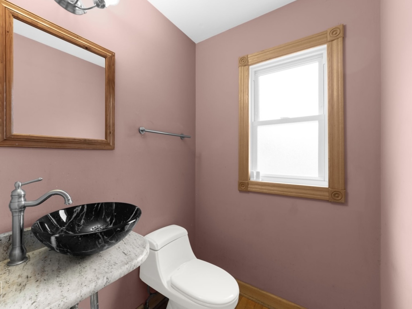 403 Elmhurst Road Mount Prospect, IL 60056 - Photo 6 of 18 Gallery Image 6