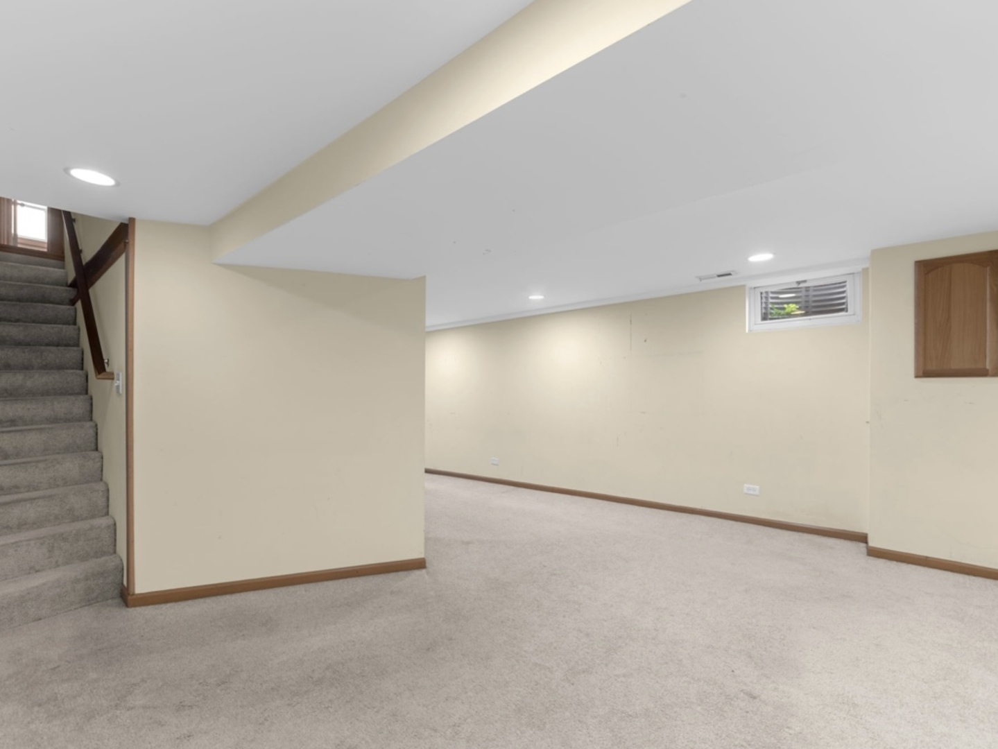 403 Elmhurst Road Mount Prospect, IL 60056 - Photo 9 of 18 Gallery Image 9