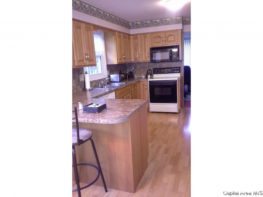 39 Woods Mill Road Sherman, IL 62684 - Photo 13 of 24 Gallery Image 13