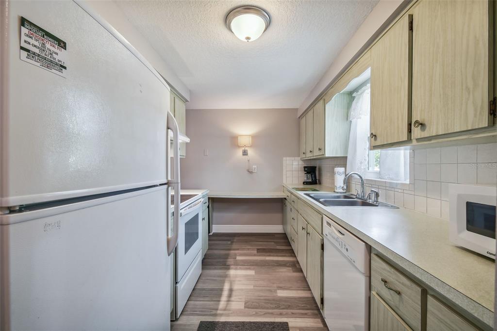 6300 Tralee Avenue New Port Richey, FL 34653 - Photo 14 of 51 Gallery Image 14