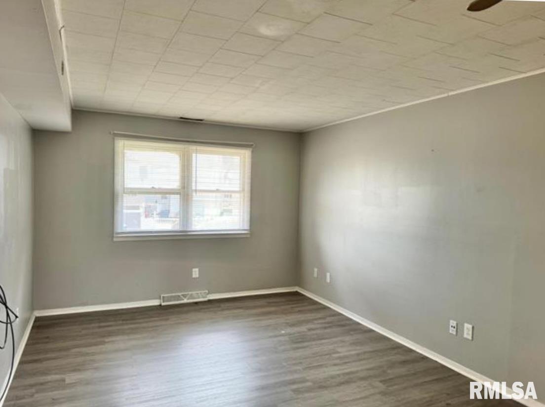 629 West Washington Street Springfield, IL 62702 - Photo 5 of 12