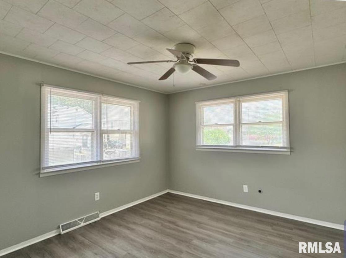 629 West Washington Street Springfield, IL 62702 - Photo 10 of 12
