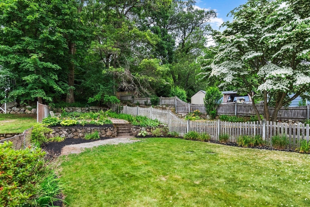 86 Pennybrook Road Lynn, MA 01905 - Photo 30 of 34 Gallery Image 30