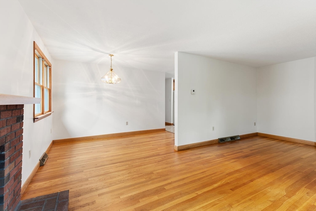 86 Pennybrook Road Lynn, MA 01905 - Photo 9 of 34 Gallery Image 9