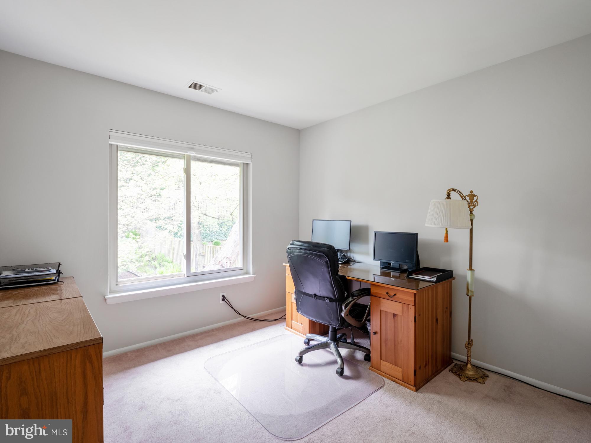 9140 Tulip Grove Road Gaithersburg, MD 20879 - Photo 23 of 32 Bedroom 5