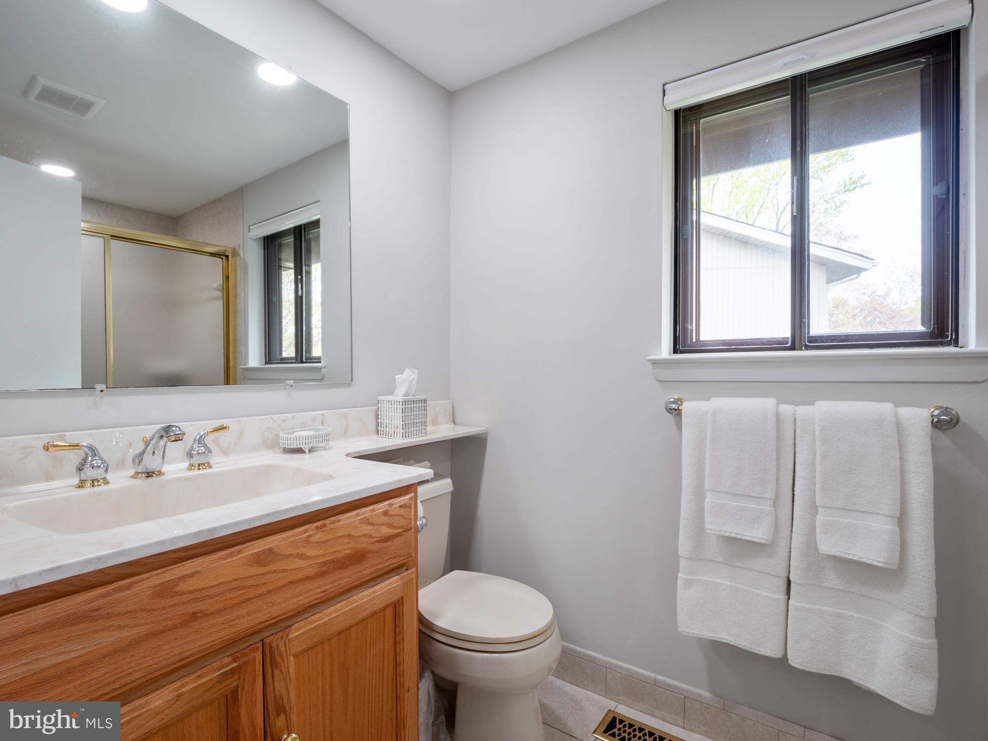 9140 Tulip Grove Road Gaithersburg, MD 20879 - Photo 24 of 32