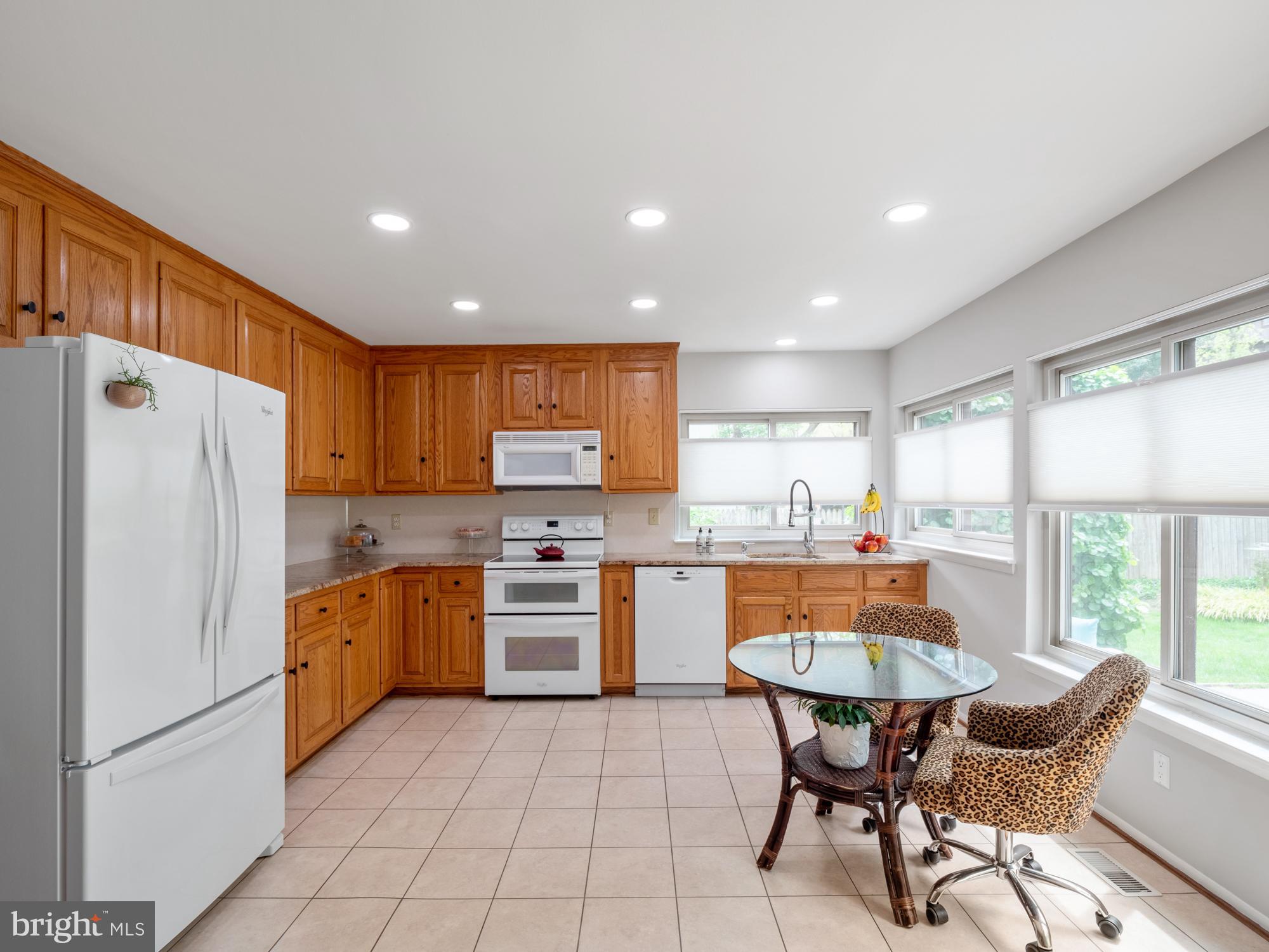 9140 Tulip Grove Road Gaithersburg, MD 20879 - Photo 10 of 32