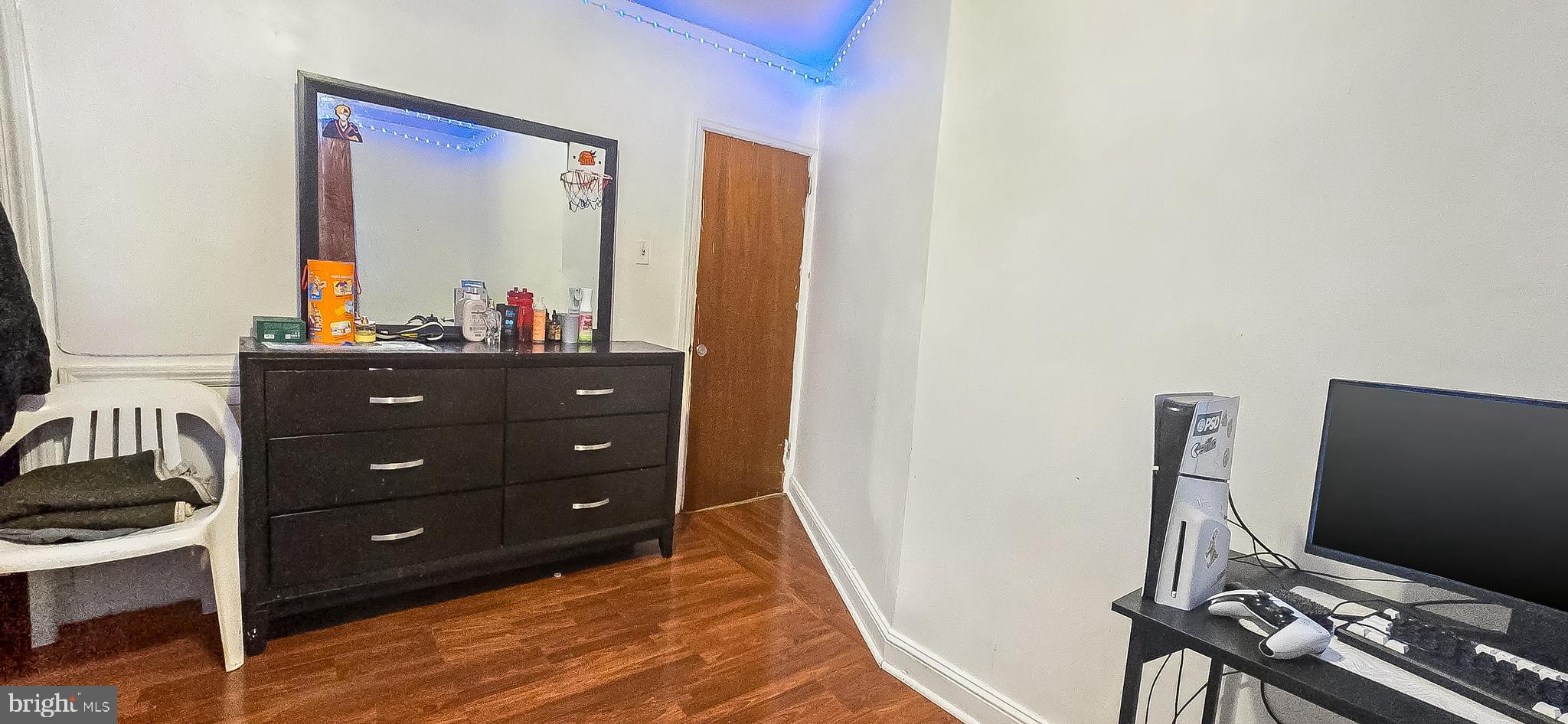7247 Bradford Road Upper Darby, PA 19082 - Photo 13 of 32 Gallery Image 13