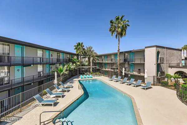 $880 | 1645 East Thomas Road, Unit STC, Phoenix, AZ 85016