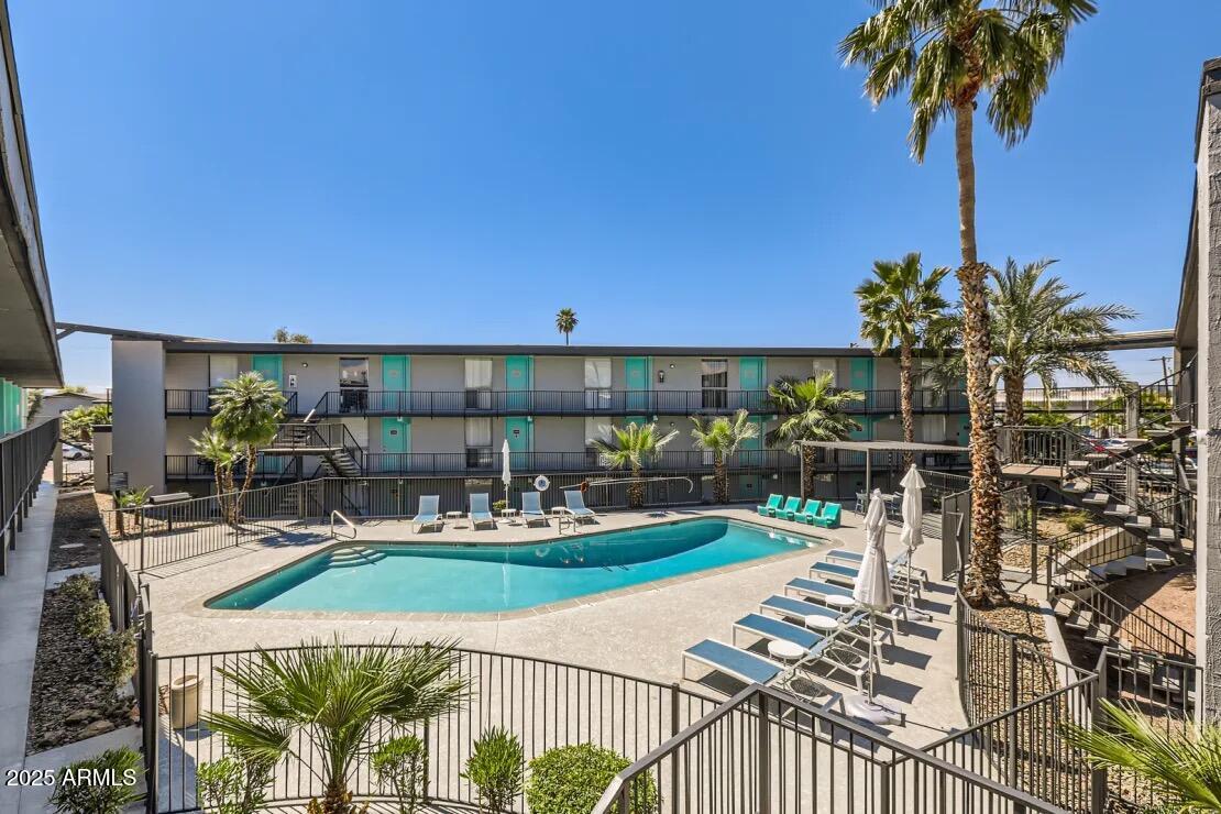 1645 East Thomas Road, Unit STC Phoenix, AZ 85016 - Photo 25 of 35 Pool